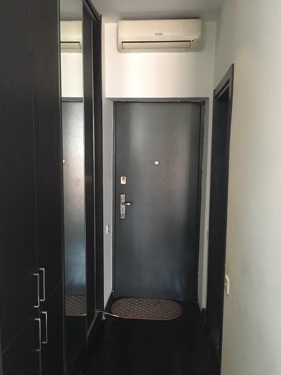 Black-White Rooms Batoumi Extérieur photo